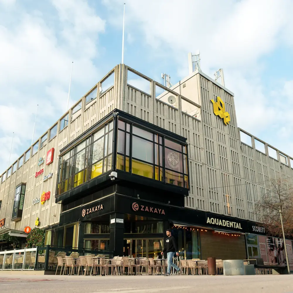 half-media-stadsrum-1